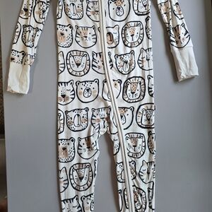 Little Sleepies Lions, Tigers & Bears Zippy